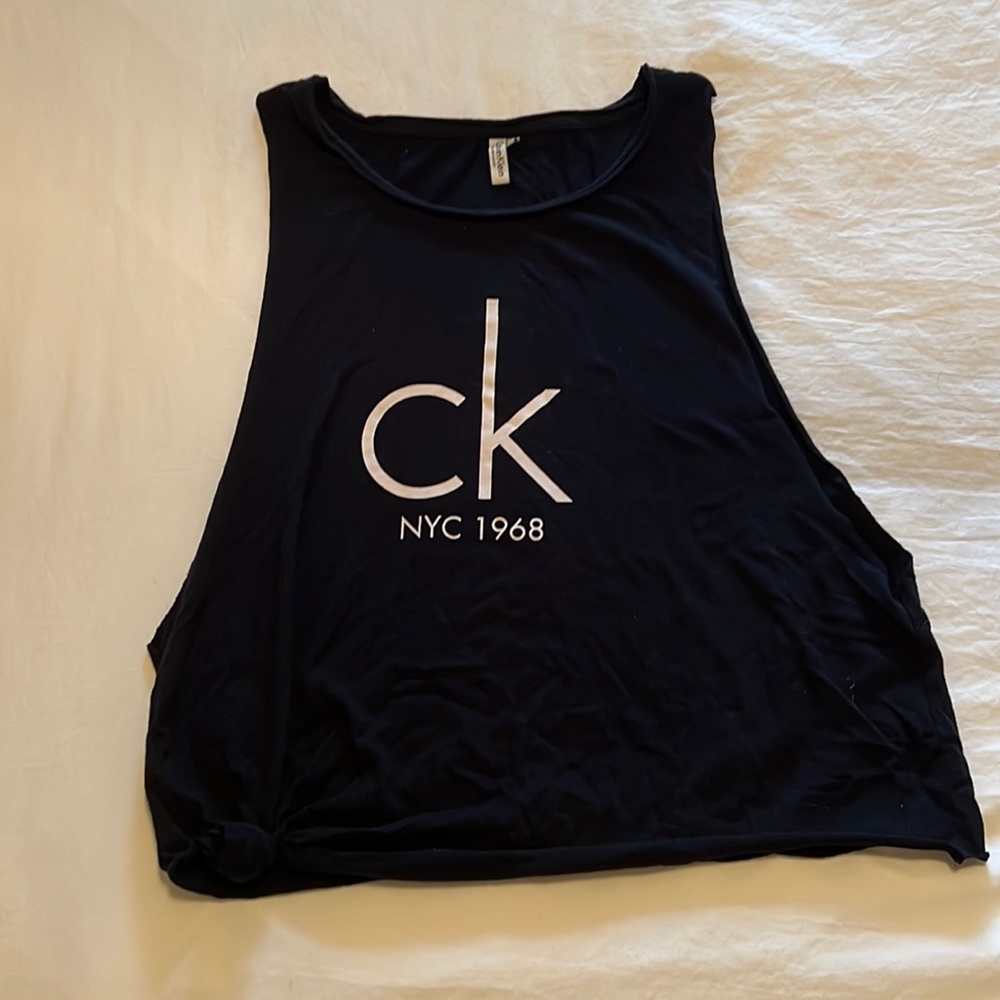 Used Calvin klein women’s Top  size S in black color